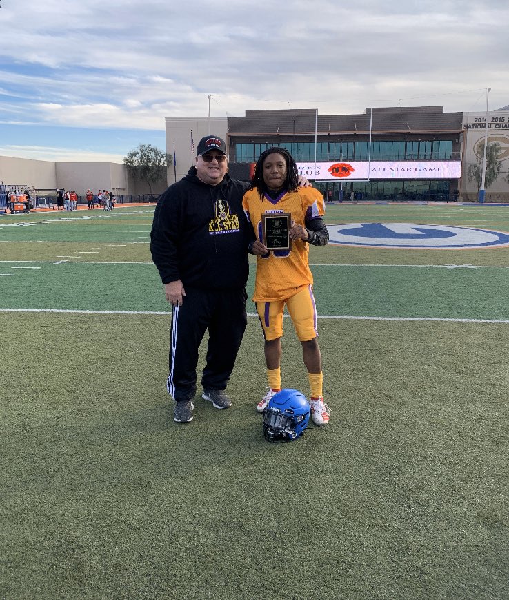 DOHS 🏈 tweet media