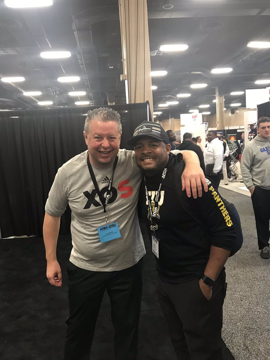 He’s been one of the top recruiters in <a href="/conferenceusa/">Conference USA</a> for years. 

Awesome catching up with my boy <a href="/coacht_harrisjr/">Tim Harris Jr.</a> from back in paradise. 

Appreciate <a href="/FIUFootball/">FIU Football</a>, a big @xosdigital client, coming by booth 318 to see us at <a href="/WeAreAFCA/">AFCA</a>.