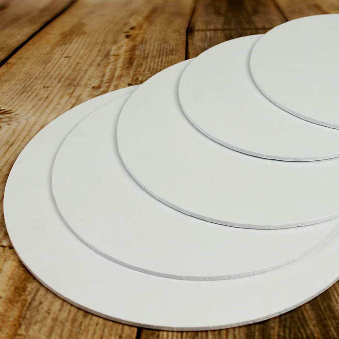 Back in stock 😍

Our 8, 10 and 12 inch white masonite round cake boards (4mm depth) are now back in stock! Perfect for displaying your birthday, wedding and celebration cakes, these make a great alternative to traditional silver or coloured boards. 

👉 cakecraftshop.co.uk/shop/5/18/1079/