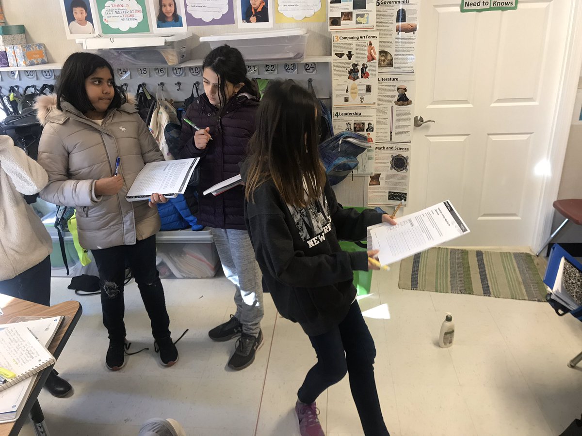 MWES_MrsSilva's tweet photo. Treasure hunt with coordinate grids #discoveryeducation #welovemath https://t.co/CO11XEMfzX
