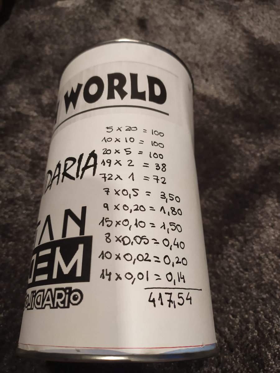 SolidarioTandem's tweet photo. Aquí está la hucha recaudada por nuestros amigos y patrocinadores de #englishworld Zaragoza, a través de su sorteo solidario de navidades. Como podéis ver, el montante asciende a 417 euros, unas 19 sesiones de fisio para David. Gracias a englishworld, seguimos sumando! Seguimos! https://t.co/dqTSQpJRXJ