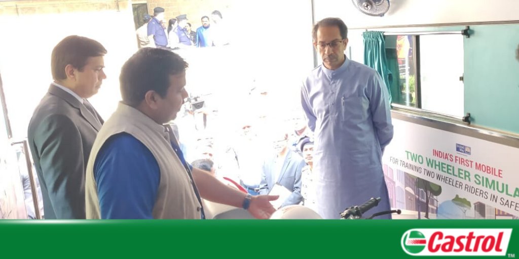 Castrol_India's tweet photo. Honoured with visit of Hon'ble CM of Maharashtra @OfficeofUT, Shri Uddhav Thackeray, at Andheri RTO to see our unique mobile bike simulators for road safety #TwoWheelsOneLife #RoadSafetyWeek #CSR @UWMumbai https://t.co/ChkMhVbbDX