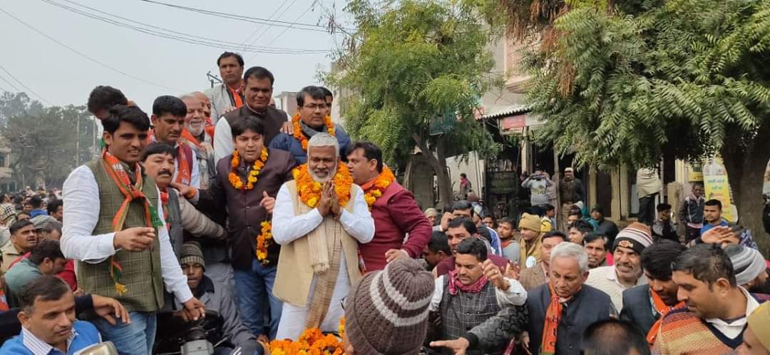 swatantrabjp's tweet photo. आज मेरठ के हस्तिनापुर विधानसभा में परीक्षितगढ़ किले में 30 मीटर राष्ट्रध्वज तिरंगे का ध्वजारोहण कर लोकार्पण किया । सम्मानित क्षेत्रवासियों एवं देवतुल्य कार्यकर्ताओं का उत्साहपूर्ण स्वागत एवं अभिनंदन के लिए हृदय से आभार । https://t.co/hlGaJdjCTD