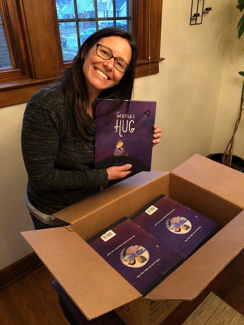 Look what landed this weekend! I am grateful for my GRAMA'S HUG team @PageStreetKids, especially @courtneybbooks @Kristen_Nobles and story champion @adriamgoetz ❤️❤️❤️ Book officially releases January 28th! #gramashug #girlsinstem #grandma #gramashug.