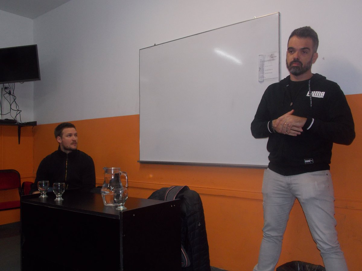 Institutoisped's tweet photo. #Recuerdos Ciclo de Conferencias #ISPeD 2019 @PBomarito de @FOXSportsArg conversando con los alumnos de la Carrera de #Comunicación junto a @MDovgaluk https://t.co/rPxGZU8qvH