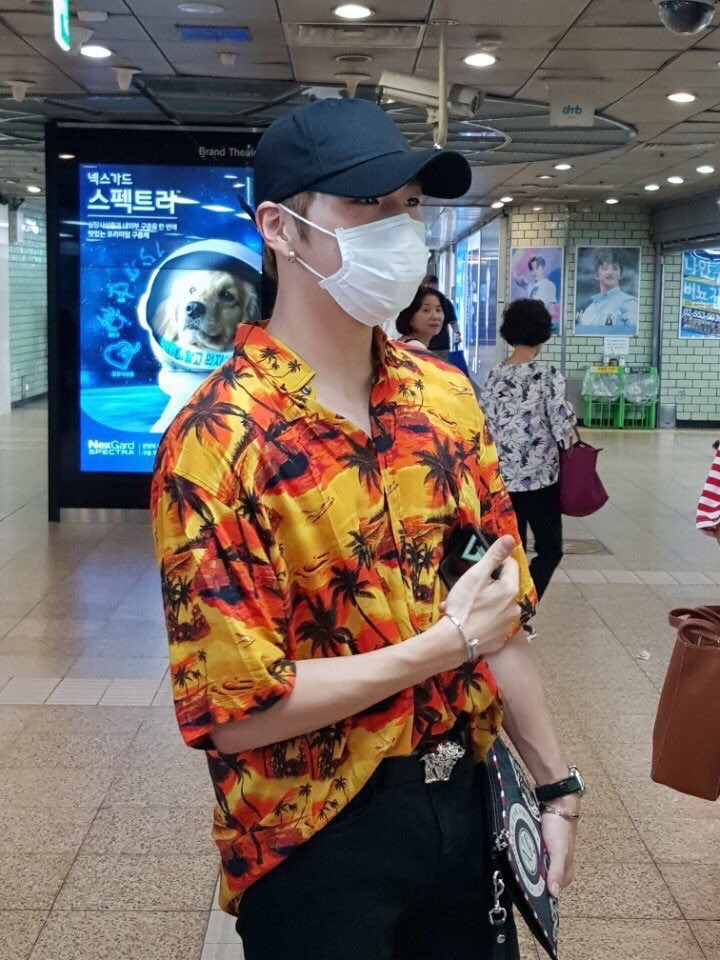 nomnom_119's tweet image. ก็ต้องเป็นเซ็ทเสื้อฮาวายตัวเก่งรึป่าววว #แดเนียลดีมาก