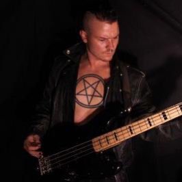 RaokRaven's tweet photo. Happy Birthday to the great, Brandon Strate!!! Wishing you nothing but the best! Please join us in wishing him a very HBD! ๐๐ธ๐ถ๐๐ค๐ฝ๐ Love to you, Brandon! @BrandonStrate @DoyleAbominator #BrandonStrate #Bass #HappyBirthday #Doyle #RaokRaven #RRProjectLove @RRProjectLoVe https://t.co/8sIV2ItQFv