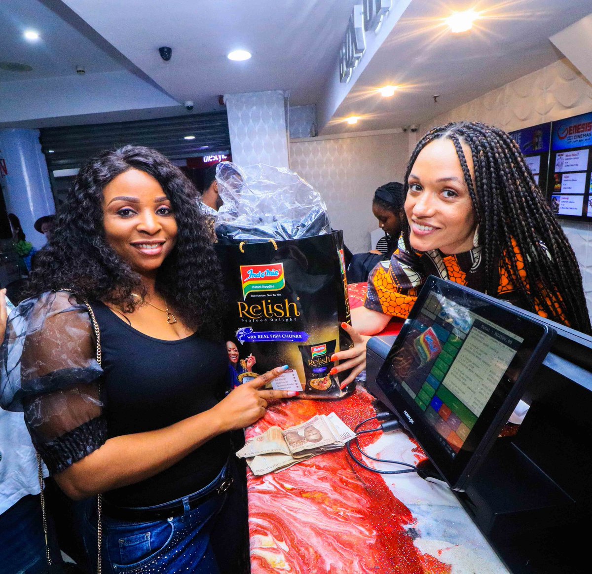 ebonylifefilms's tweet photo. Photos from our Saturday meet and greet with fans of #YourExecellencyMovie @genesiscinemas The Palms, Lekki and @silverbirdcinemas Ikeja. Thank you to our sponsor @IndomieNigeria for providing the Indomie Relish Celebration Packs for our fans. 

Follow thread for more photos. https://t.co/cnqR1TT5Gx