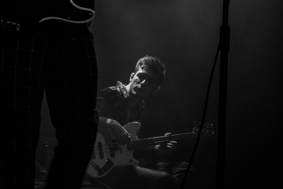 runaway hounds | 11.01.20