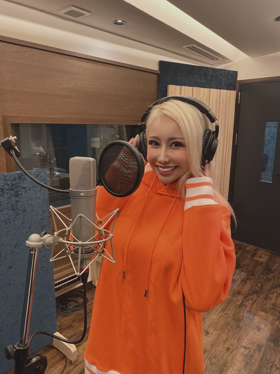DJTIARAJP's tweet image. 今日はレコーディングでした！
recording day today🎙✨💕
my new single coming soon...

#versionstudio #shibuya 
octave-music.com/studio