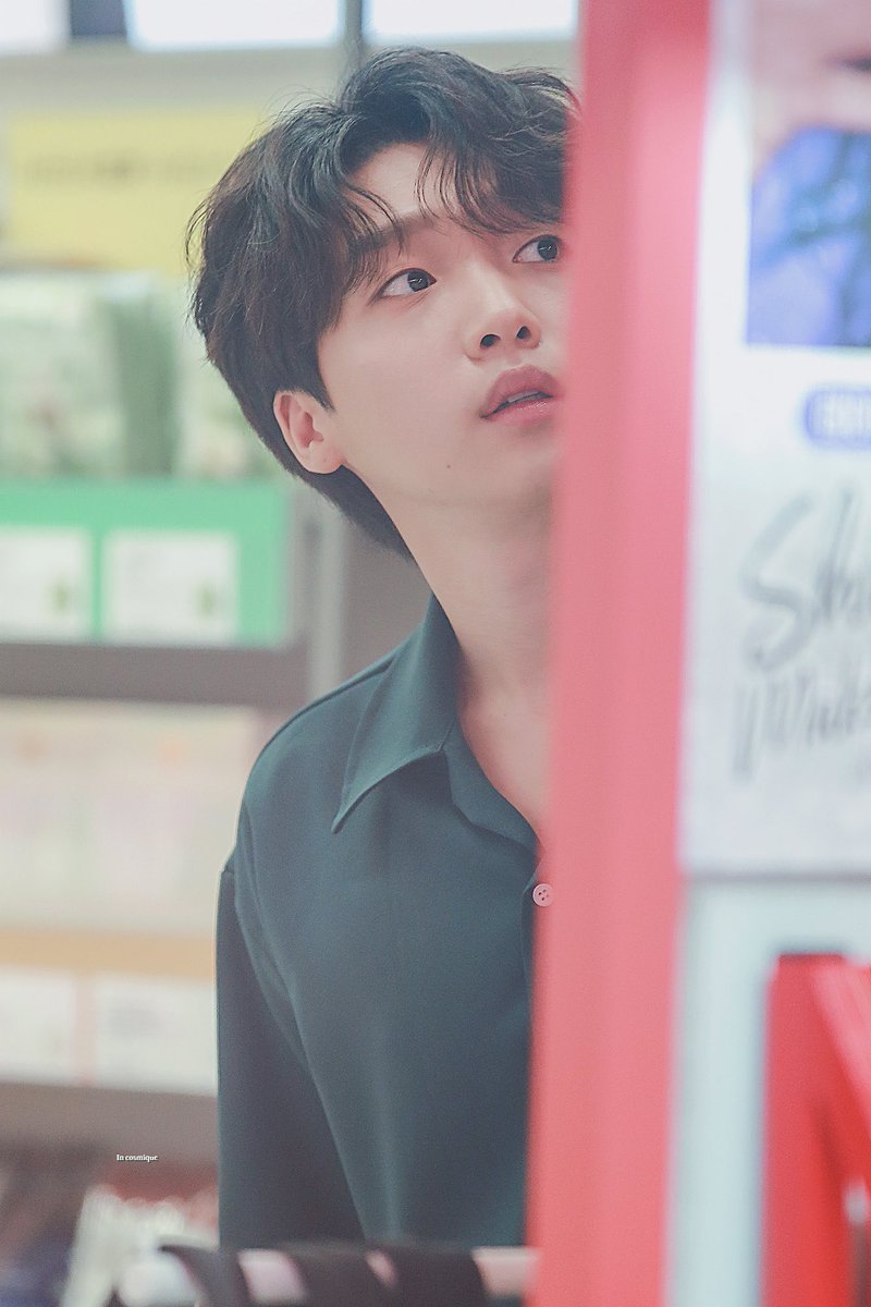 — 𝗱𝗮𝘆 𝟭𝟯there was so much going on today and it was so chaotic. it wasn’t a bad day but my thoughts are currently all over the place and I’m feeling so many things at once so I hope I can sort things out soon! I hope your day went well and I love you so so much!