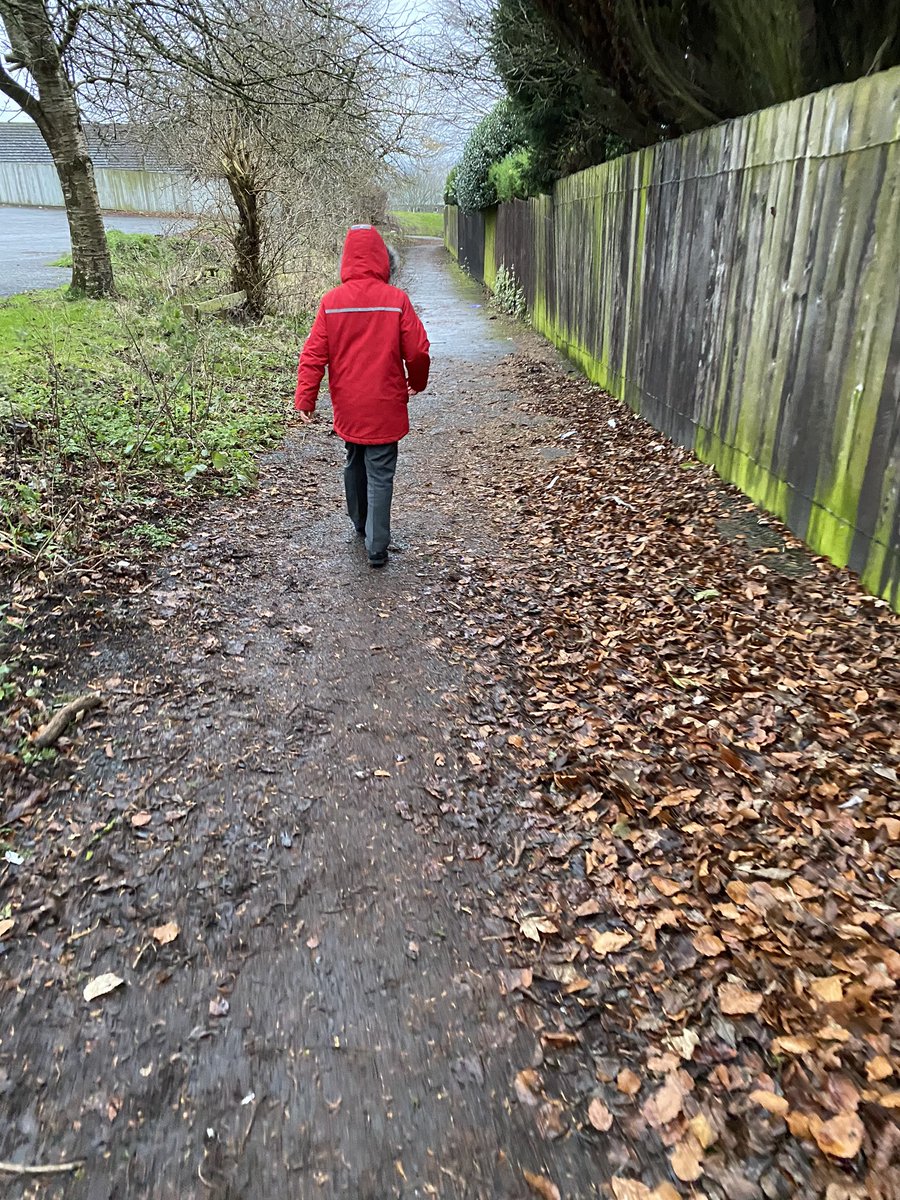 lizrich21's tweet photo. Day 13 no “Ride &amp; Stride” to school today lovely cold but sunny morning on the way there ☀️different story on the way home though heavy rain ☔️&amp; wind blowing a hoolie 💨 @ciarakellydoc #100daysofwalking #stormontheway #Throckley https://t.co/K0oVuYRhSf