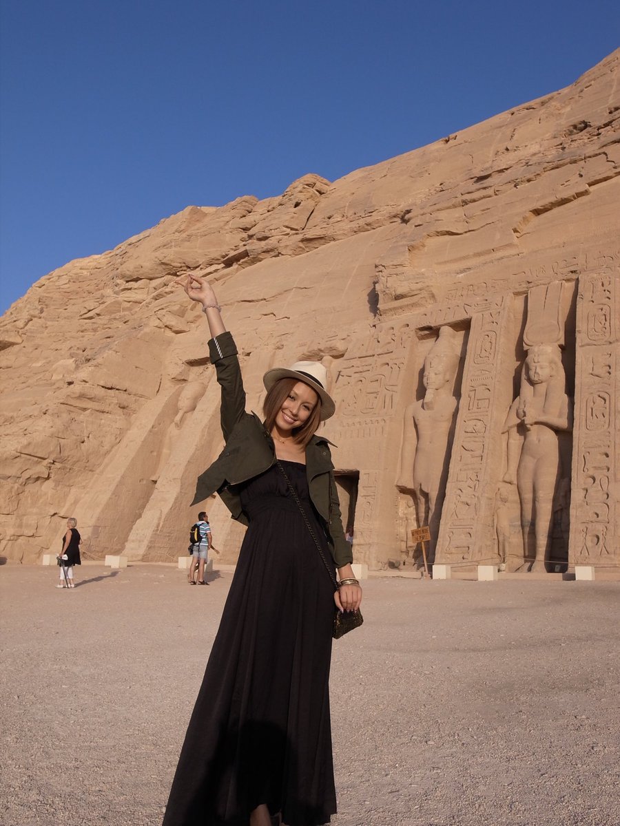 BENI098's tweet image. カメラロールの一番古い写真。22歳だけどもw
子供の頃からずっと憧れてやっと訪れたエジプトのアブシンベルにて！
夢が一つ叶えた瞬間
#egypt #abusimbeltemples