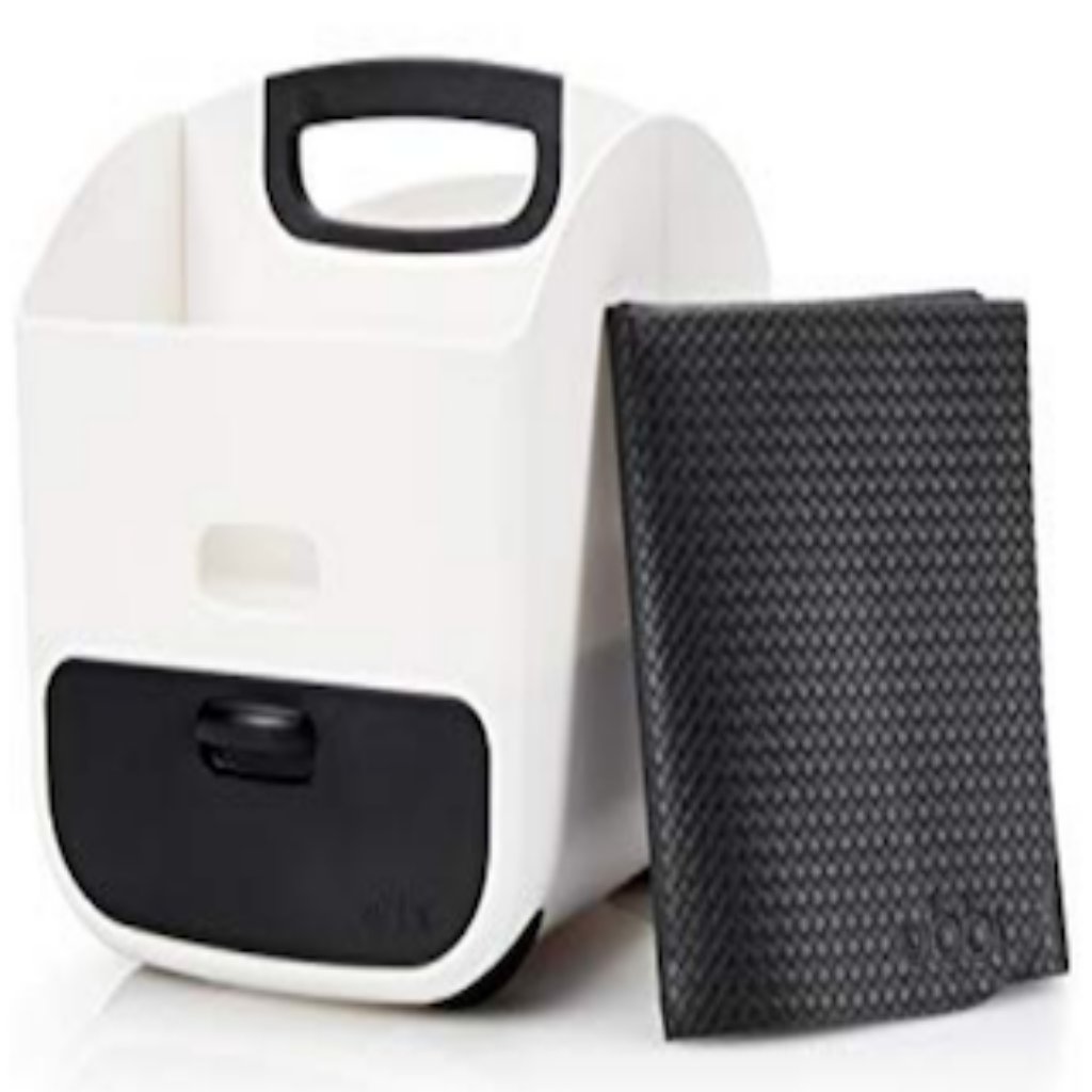 weloveebaby's tweet photo. This #portable #diaper changing station is cleverly designed with fitted compartments for #diapers &amp; lotions, a wipes dispenser &amp; much more. Everything you need to clean &amp; change your baby. https://t.co/w9pblAMnOx #baby #ebaby #babygirl #babyboy #cutebaby #babies #changingstation https://t.co/CCwgrP4oBe