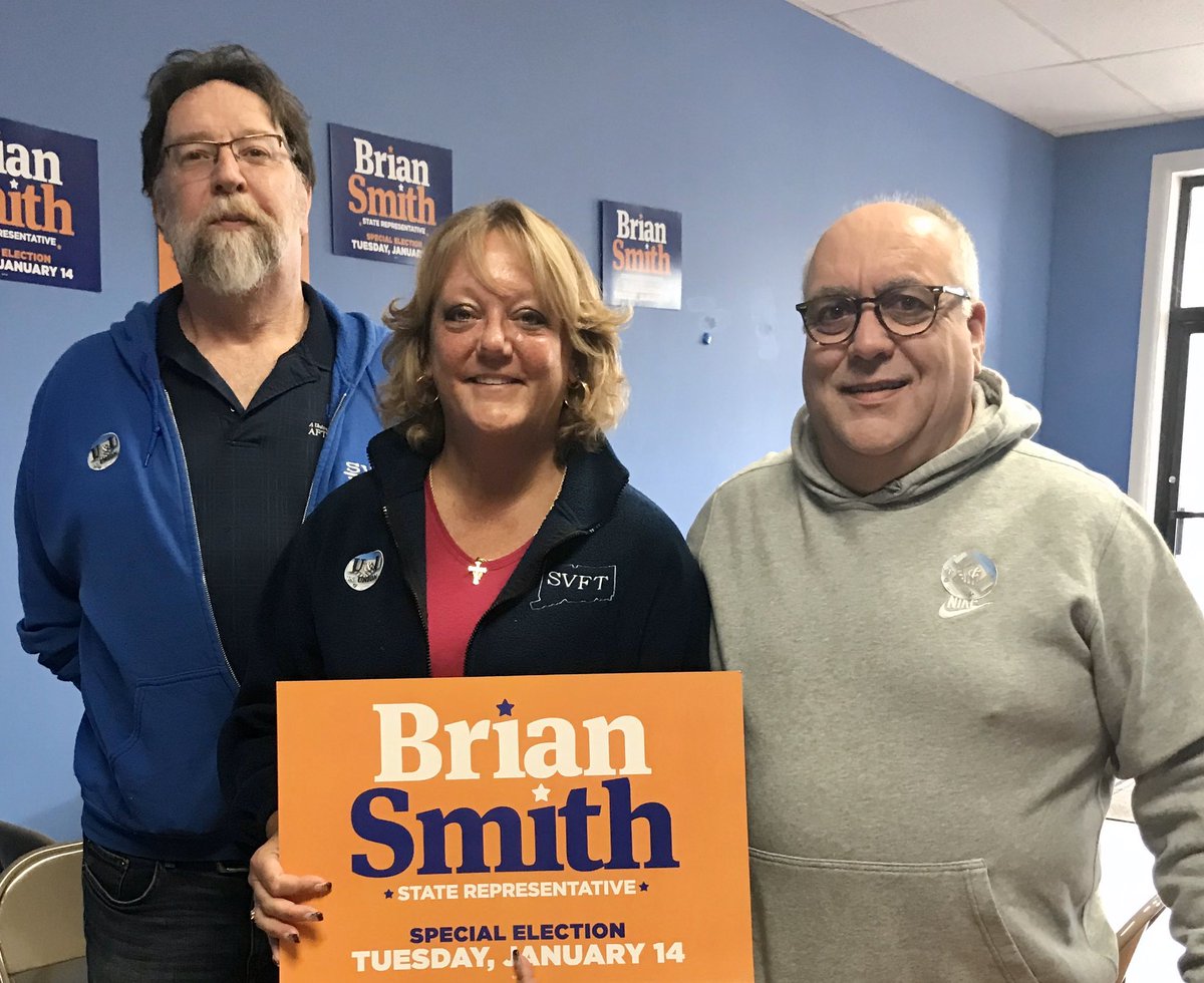 AFTCT's tweet photo. This weekend #AndRUnion, @SVFTUnion activists & leaders joined #AFTCT prez @Hochadel_Jan to GOTV for endorsed candidate @BrianSmithCT in Tue’s special #Election2020 for #ColchesterCT, #LebanonCT, #MansfieldCT & @WillimanticCT residents. #AFTVotes @AFTUnion @AFTTeach @AFT_PE https://t.co/ZFJvKyepZX