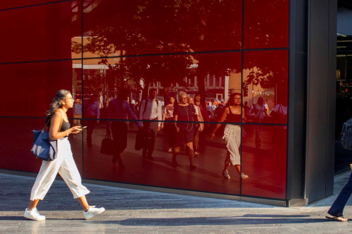 In a post-digital world where everyone knows everything within a couple of clicks, brands that are transparent about data use can win with customers. 

quadrangle.com/post-digital-c…