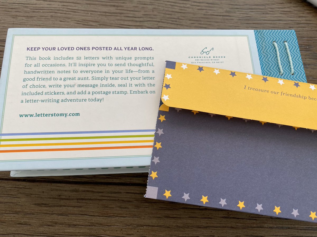 clmurphy4's tweet photo. In this electronic age, one of my #newyears #intentions is to resurrect my #handwritten #letters #correspondence and to nurture meaningful human connections/ #friendships. Luckily @ChronicleBooks has me covered. 🖋📬💌❣️ #snailmail #oneperweek https://t.co/zTGx0htO2n
