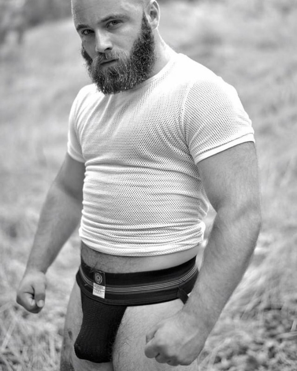 callmedaddykink's tweet photo. #beards #beard #beardedguy #instabeard #beardsofinstagram #bearded #beardedselfie #menwithbeards #instagay #instabear #bearweek365 #furry #scruffy #guyswithbeards #beardo #beardlife #beardgang #beardporn #beardlove #beardedlover https://t.co/B4rR8lgcn5