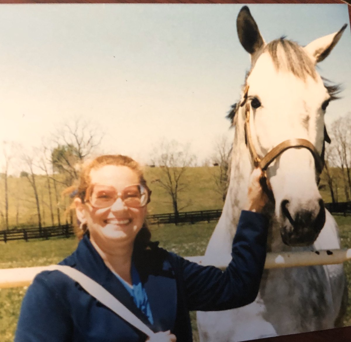 JackpotNick's tweet photo. #rainydaygreys - #GatoDelSol with my late friend Janeth https://t.co/u5JyFu66VB
