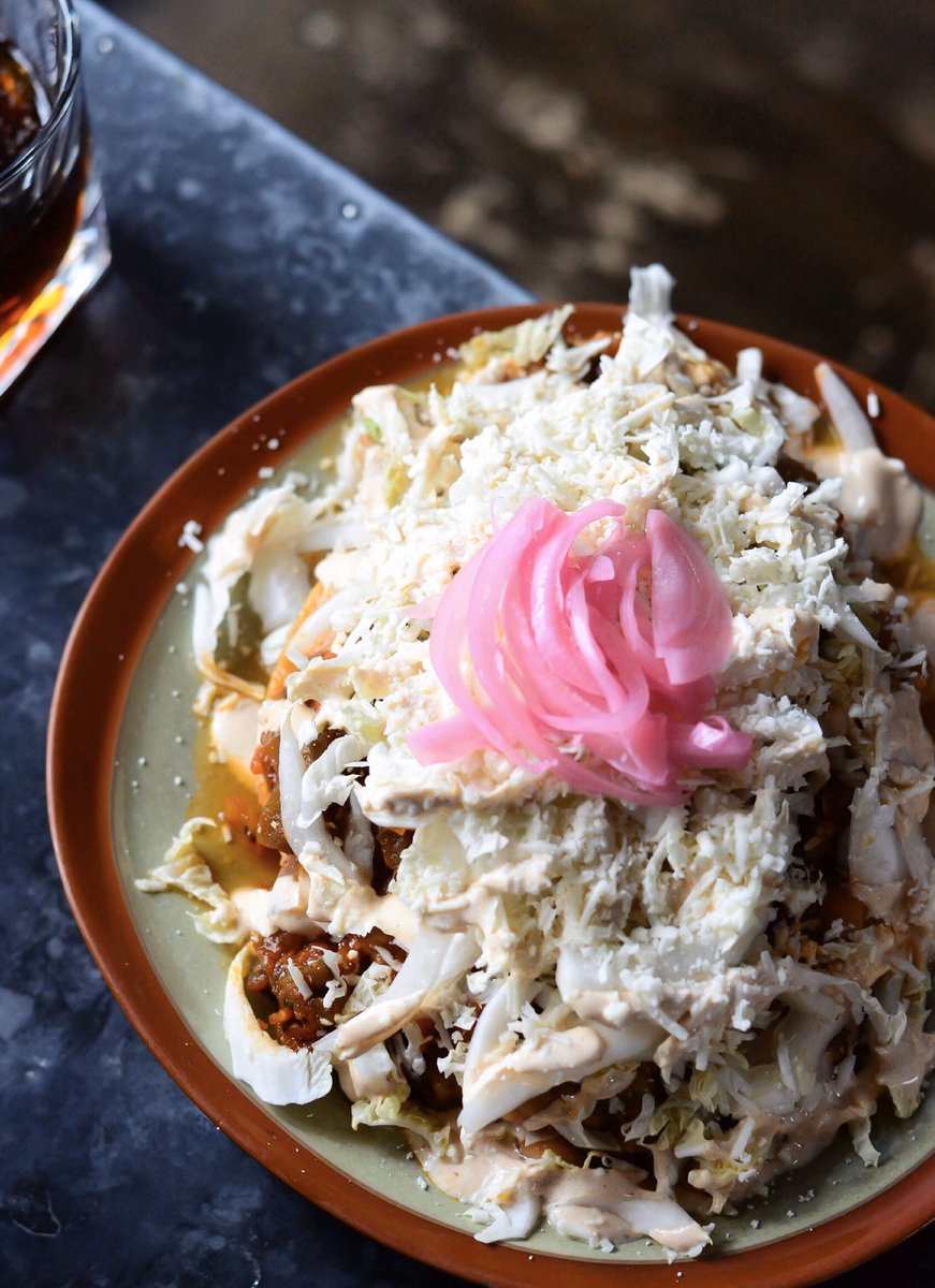 back to work, back to #january weather, but at least there’s a big ol’ refried bean tostada for lunch 🤷🏻‍♀️ #mondaymotivation