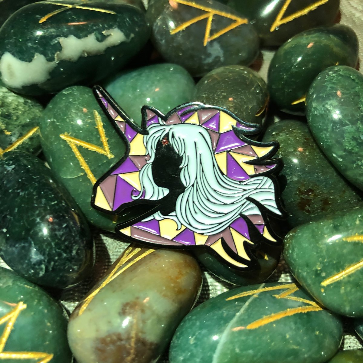 Starr_Corp's tweet photo. #PinGame #PinCollector #PinBackButtons #PinCommunity #PinLover #CutePin #EnamelPins #EnamelPinsForSale #LapelPin #Pinstagram #FantasyPins #PinMakerSuperGroup   #Pinbadge #PinObsessed #otakupins #HardEnamelPins #LandBeforeTime https://t.co/oiAx0D9y5E