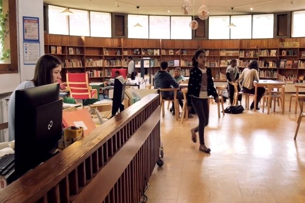 ADBU_Officiel's tweet photo. "Lecture publique" ou "bibliothèques" ? https://t.co/w6sJEyJYFP v/ @ValSchietecatte https://t.co/FXFYZwYzen