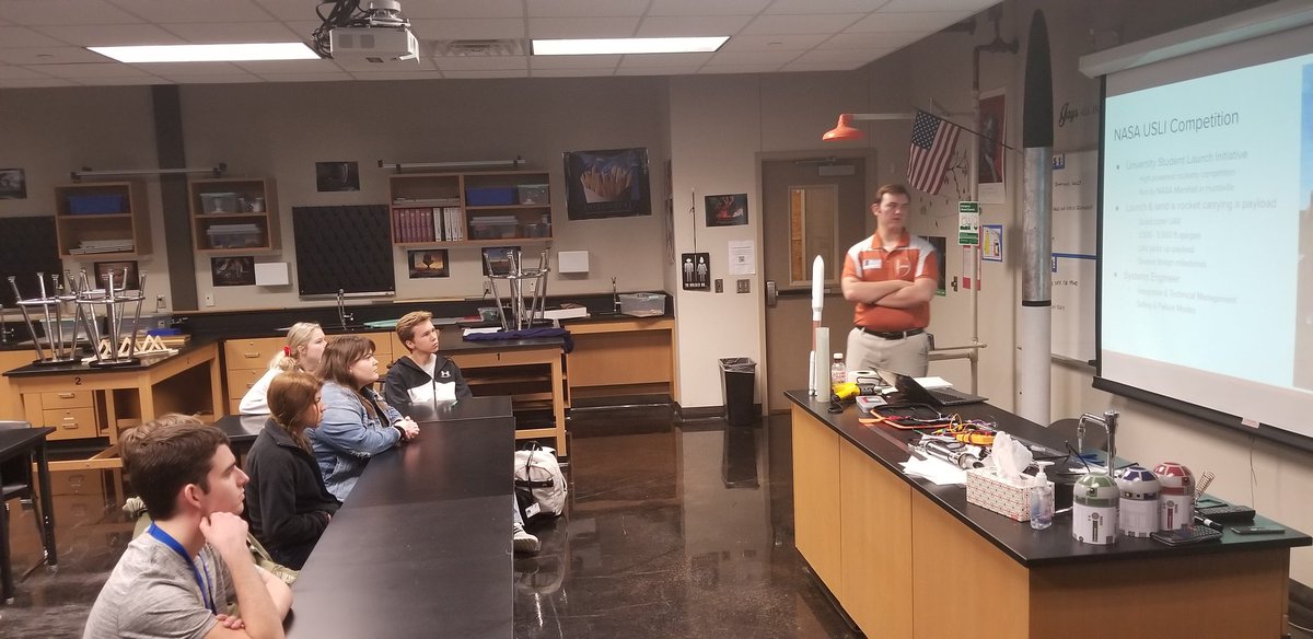 UTexasUSLI's tweet photo. Having a wonderful day out here at Needville High School talking to physics classes about the basics of rocketry. https://t.co/x6BcngaBsk