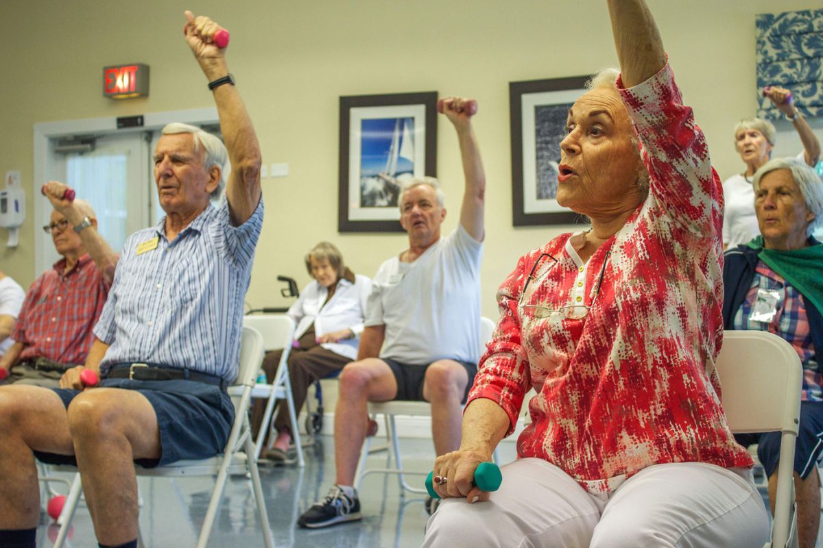ihpmeuoft's tweet photo. It's the start of a new decade & #Canada is projected to join the ranks of other #superaged countries by 2026 with more than 20% of our population slated to be over the age of 65. IHPME's @NathanStall & @RochonPaula discuss the potential lack of resources: https://t.co/vt62WCTsjf https://t.co/OzGLhEfUXJ