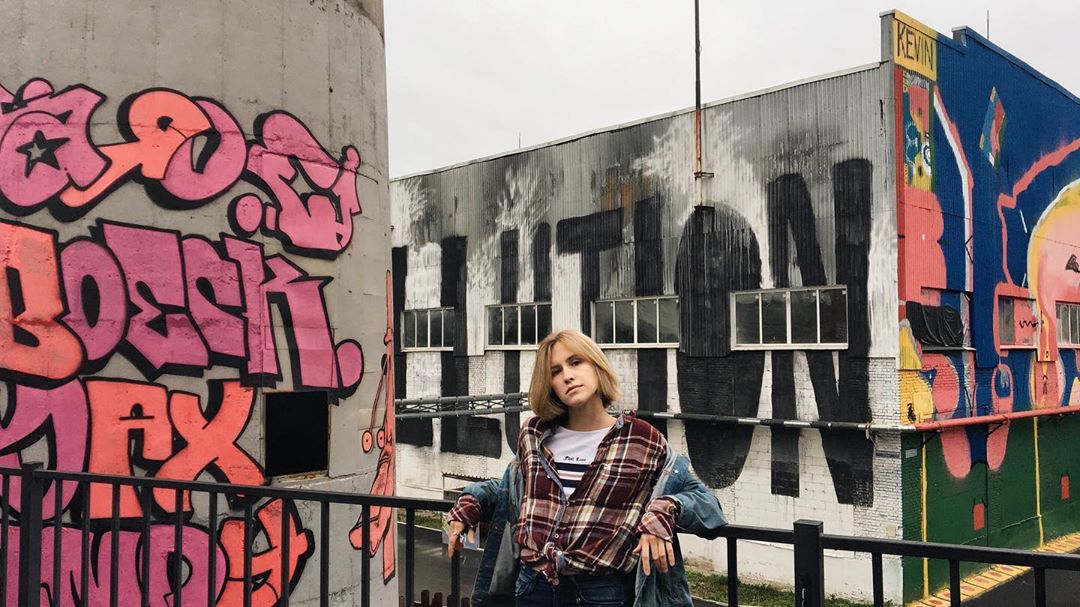 Отмечайте Музей стрит-арта на фотографиях, ставьте геолокацию и хештеги #streetartmuseum / #музейстритарта. Лучшие фотографии мы запостим в социальных сетях музея. 

Записаться на экскурсии можно на сайте: streetartmuseum.ru

#streetartmuseum #музейстритарта #гостиsam