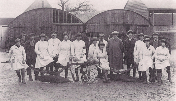 ‘God Speed the Plough and the Woman Who Drives It.’ Beatrice Bennett and her fellow #WomensLandArmy trainees, Kent, 1917. #PloughMonday #WW1 #WLA