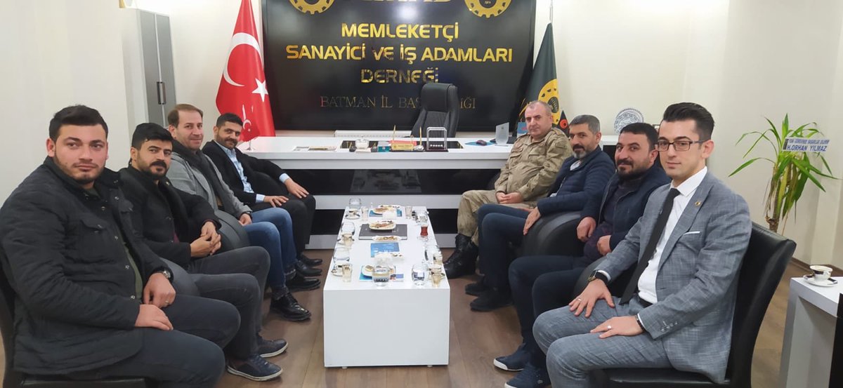 BATMAN MİSİAD İL BASKANLIGIMIZI, GENEL BASKANIMIZ SN FERİDUN ÖNCEL BEYİN GÖNÜL DOSTU BATMAN ALAY KOMUTANI SAYIN İSA CAKMAK BEY ZİYARET ETMİŞTİR.
NAZİK ZİYARETLERİ İÇIN TEŞEKKÜR EDERİZ.
#misiad #batman #alay #komutan