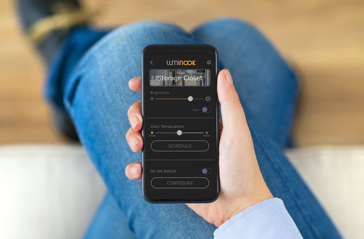 Warm or cool? What's your lighting preference? With Luminook, you get to choose! Click here to preorder your light today: bit.ly/2sJJ7SO.