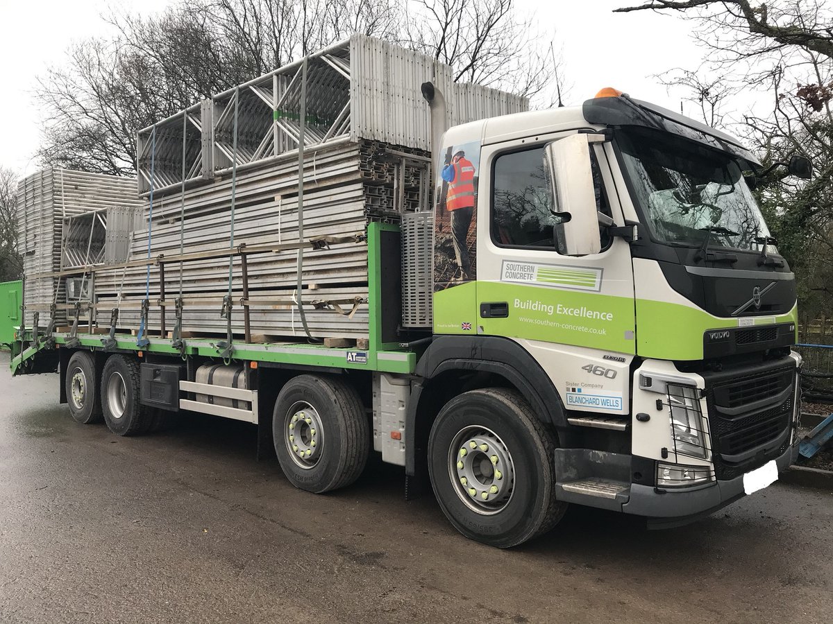BlanchardWells's tweet photo. Class 1 HGV Driver needed to transfer plant and equipment from our Soberton office and sites.
Class 1 HGV + HIAB Licence essential, as is relevant experience within the industry.
Mon to Fri between 6.30 - 18.00 with some Saturdays as reqd.
Long term contract with competitive £. https://t.co/hpwlOJ0B1R