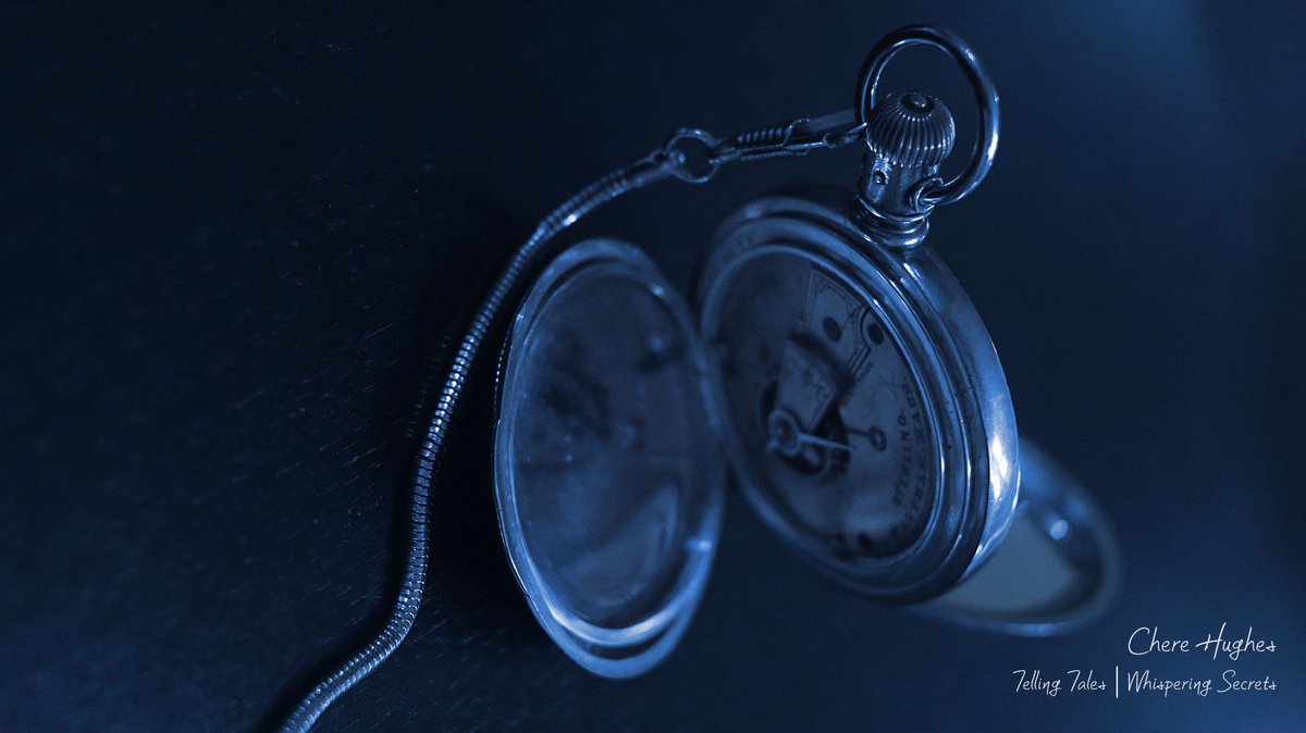 9ChereHughes9's tweet photo. Slow and steady wins your race... no reason to push so very hard, yeah? (I continue to remind myself 🤓)
There's time...⏳
#thereistime #blogger #fantasy #writer #Watch https://t.co/vUs9Uzu9y9