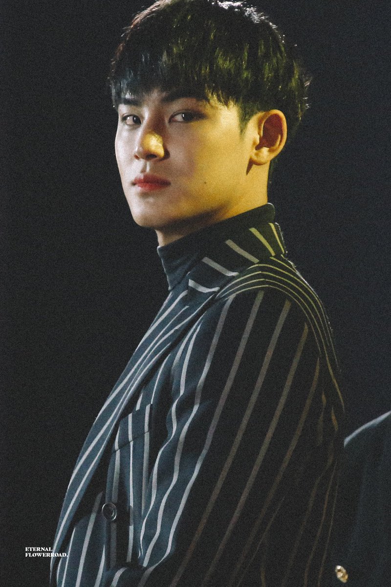 191227 가요대축제 
💛🖤 
#세븐틴 #SEVENTEEN #민규 #MINGYU #김민규