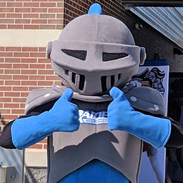 RivUniversity's tweet image. Welcome back, Raiders! Happy to have students back on campus for #springsemester2020. #rivieruniversity #RivingTheGoodLife