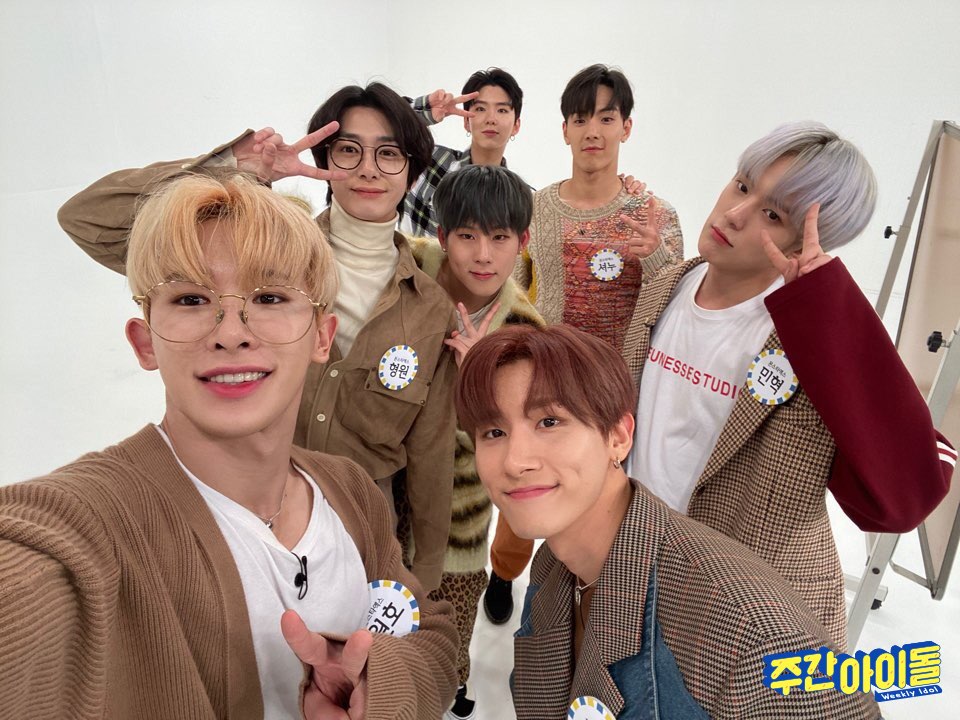 moontoki1's tweet photo. Monbebe let's be strong, and let's be closer together! Let us follow for our boys who love us, and we love them. Monbebe fighting! #MONSTA_X #Monbebe #WONHO #OurPrideWonho #MBBWillProtectWonho #KeepMovingForWonho #OurPathToMX7 @OfficialMonstaX #MonbebeTrustWonho https://t.co/WhGsURXtA0