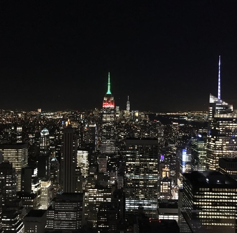 JMCooling's tweet photo. Was in New York 2 years ago, what a gaff that was! 🍏🇺🇸 https://t.co/DtEng1hTF0