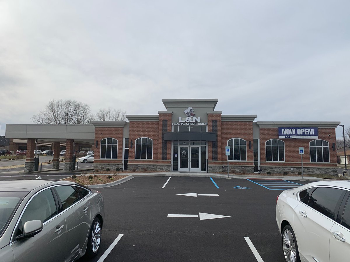 K4Arch's tweet photo. Congratulations to our Clients and Friends at @LNFCU on the Grand Opening and Ribbon Cutting of their New Albany, Indiana Branch! Thanks you for your continued trust and confidence in the K4 Team. Best wishes for continued success! https://t.co/IHabEcLz6Z