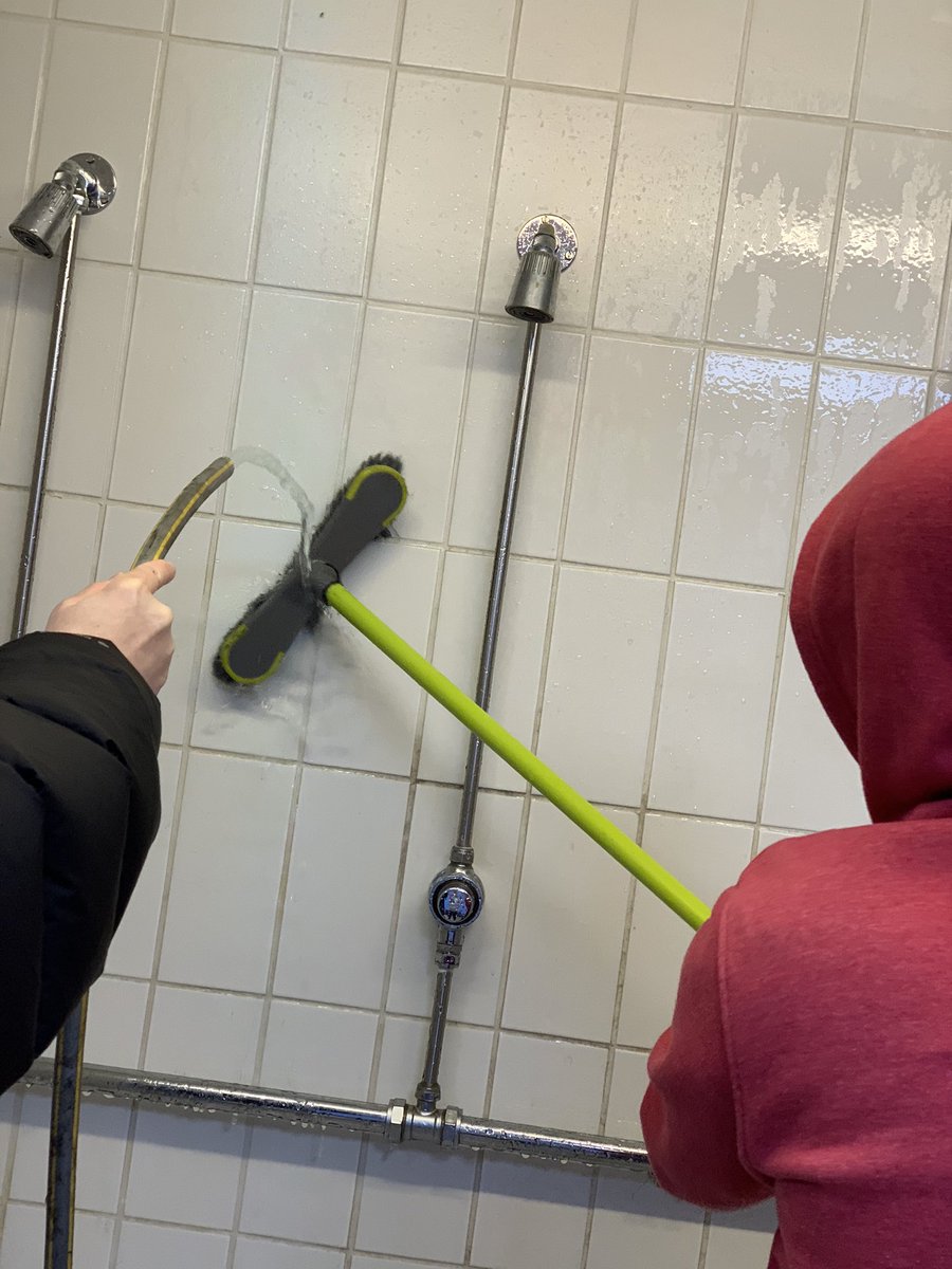 kellydaviesva's tweet photo. The sports wash @TheGoodwashCo enabled our young creatives to give @HaverfordwestFC changing rooms a make over today and fuel them with healthy options #RunTheclub https://t.co/rVoMc3RegO