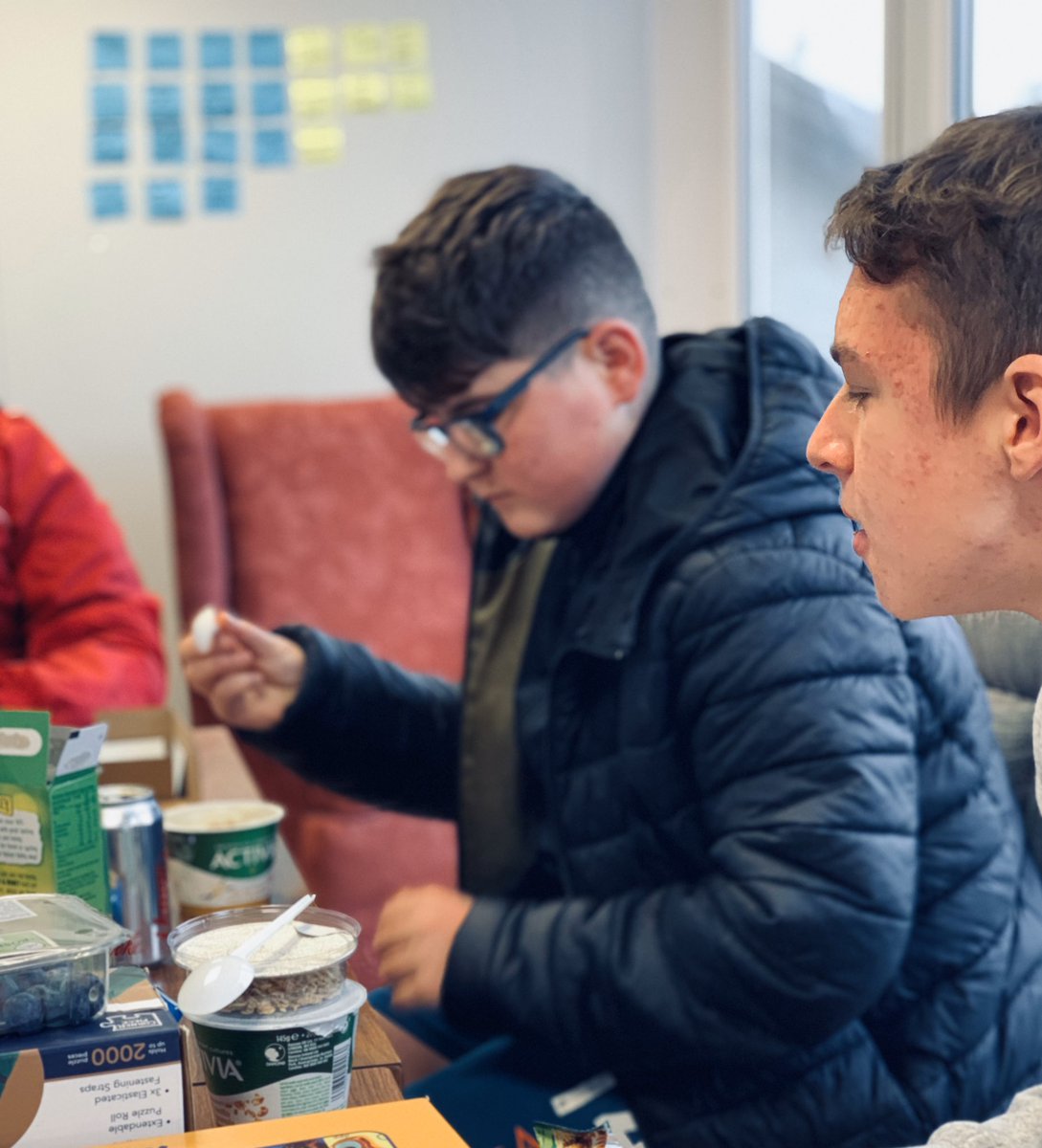 kellydaviesva's tweet photo. The sports wash @TheGoodwashCo enabled our young creatives to give @HaverfordwestFC changing rooms a make over today and fuel them with healthy options #RunTheclub https://t.co/rVoMc3RegO