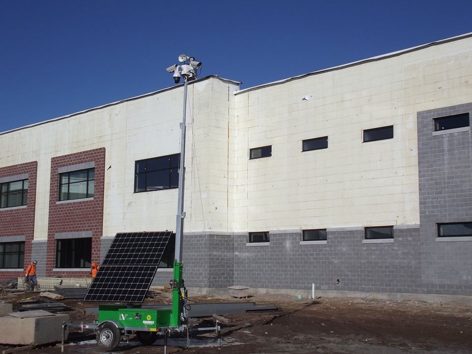 FoxBlocksICF's tweet photo. Update on Roy Junior High: the 1st school in Utah being built out of ICFs- about 140,000 sq. ft of #FoxBlocksICF used, 1/2 of the roof is on and some of the exterior walls are receiving finishes thanks to IMS Masonry. https://t.co/P3xnScqofk