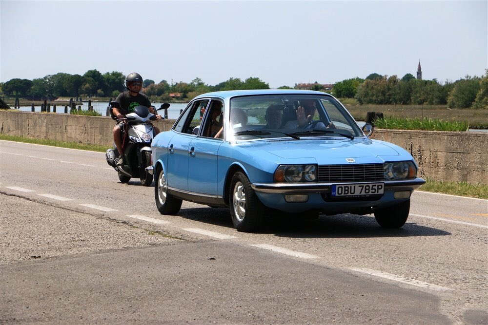 @PaulCowland_ @DrewPritchard @QuestTV #SalvageHuntersClassicCars

The buyer of that Ro80 has got themselves a great car. This was it in Italy the previous year at the International NSU Treffen. We did 3000+ miles in that couple of weeks.
Love what you guys did to it, looked great