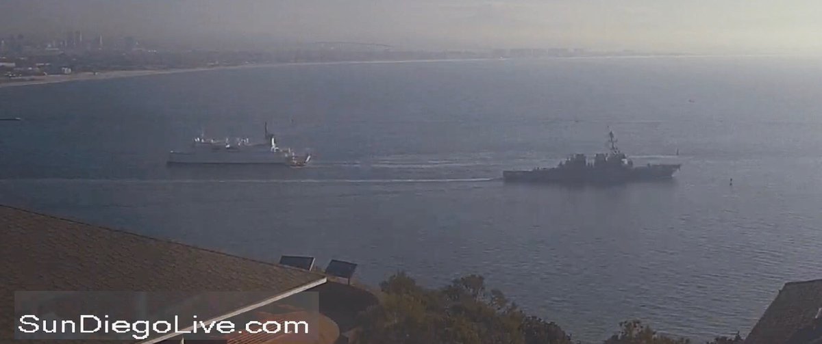 WarshipCam's tweet photo. USNS Waters (T-AGS-45) submarine navigation-system and ballistic missile flight test support vessel coming into San Diego (unid Arleigh Burke-class outbound) -January 13, 2020 #waters #tags45 @steffanwatkins @shtatsky_ru https://t.co/gAr9K5BEHL