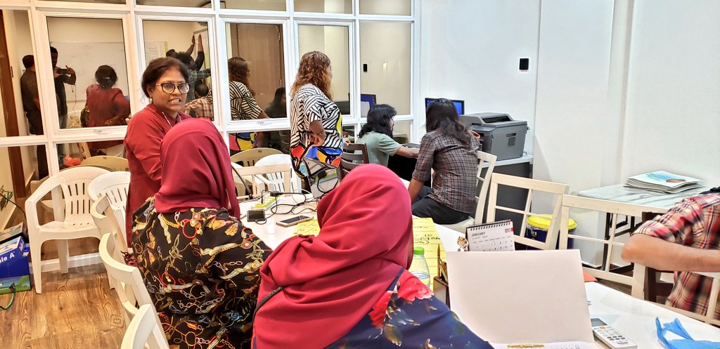 Simwarr's tweet photo. Campaign preparations.
#HappenningNow @SifaMohammed
#MaleAhShifa #MDPprimary2020 #Shifa4Mayor https://t.co/P93e0I18nZ