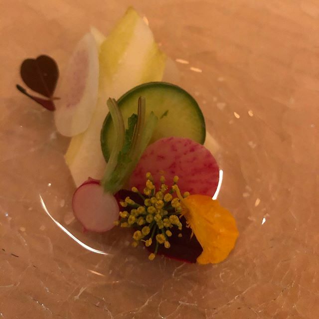 JamesWaddingto3's tweet image. simple delicious pickled veggies to refresh the palate @endoatrotunda  it just shows that you don’t need truffles, caviar or other premium ingredients to create a great dish. #foodie #michelinstar