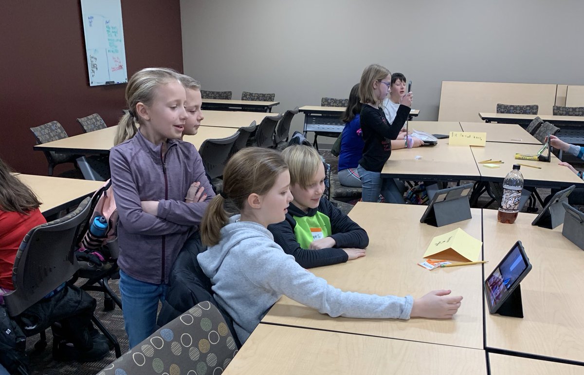 create_morr's tweet photo. Kicking off our week of Innovative Learner trainings this morning! Culture of learning, interpersonal skills, standards of behavior and creativity to help theses learners support their teachers and peers #WSDimpact @WausauSchDist #everyonecancreate #timerselfie https://t.co/CFpQR3eHPN