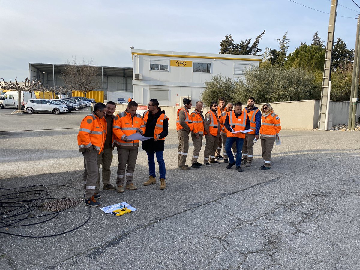 Journée #securite pour l’entreprise Colas, GRDF #AIAVIGNON présent pour la #prevention des DO. Merci <a href="/eric_froidevaux/">Eric Froidevaux</a> pour ces conseils. <a href="/BernisNico/">Nicolas Bernis</a> <a href="/CorlayFlorence/">Florence Corlay</a> <a href="/flomathis80/">Florine Mathis</a> <a href="/Ouhab89568360/">Ouhab</a>