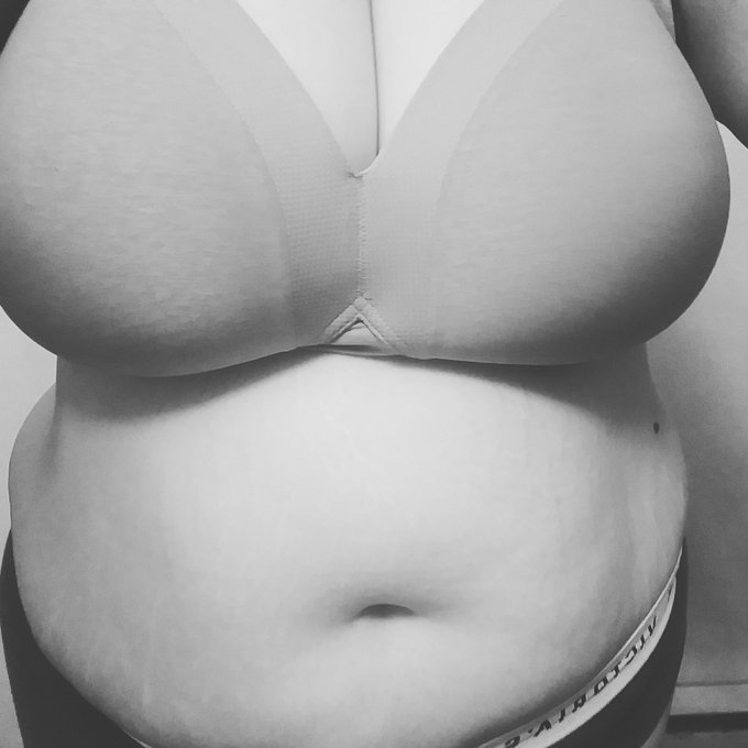 18+ **MUST BE 18 YEARS OLD OR OLDER** https://t.co/QHUKBoBcQ3