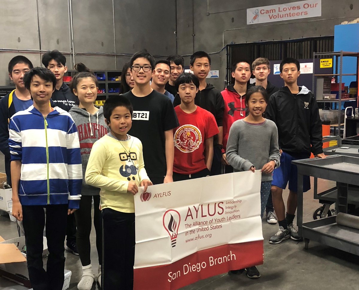 C2SDKids's tweet photo. Cam loves having the #AYLUS (The Alliance of Youth Leaders in the United States) San Diego Chapter helping out in the warehouse every Friday. Thank you for helping us make a difference in San Diego #C2SDK #PayingItForward https://t.co/sGVJVhdFr5